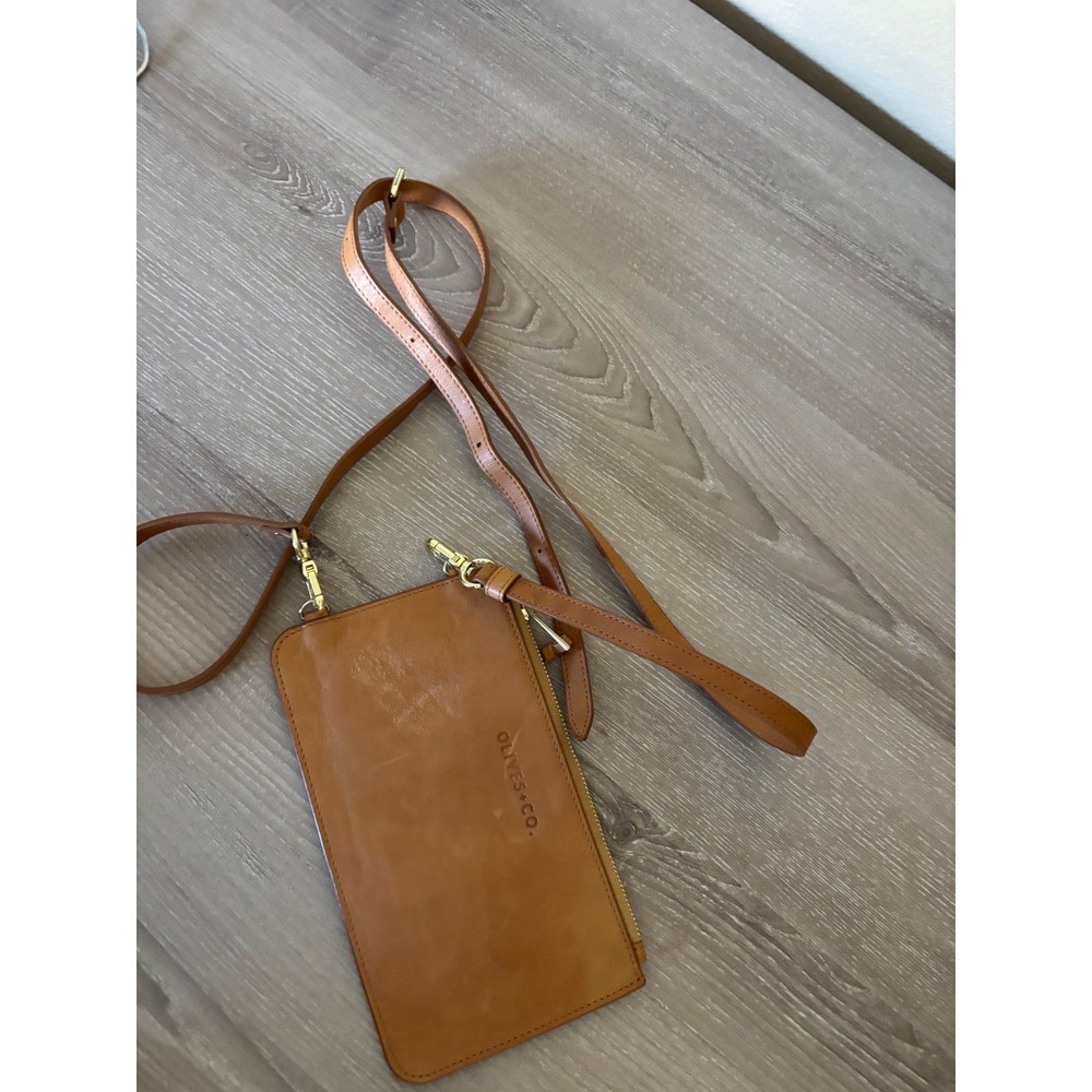 Olives & Co Tan Leather Crossbody Clutch Wallet Bag Adjustable Strap Festival - Picture 2 of 7